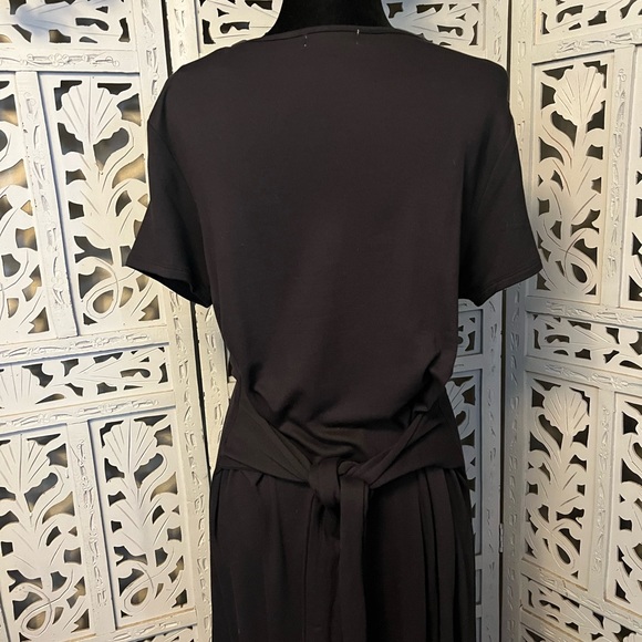 MARGAUX & LEXI LOVELY ALL BLACK SOFT & SMOOTH STRETCHY SHORT SLEEVE MAXI DRESS - Picture 7 of 12